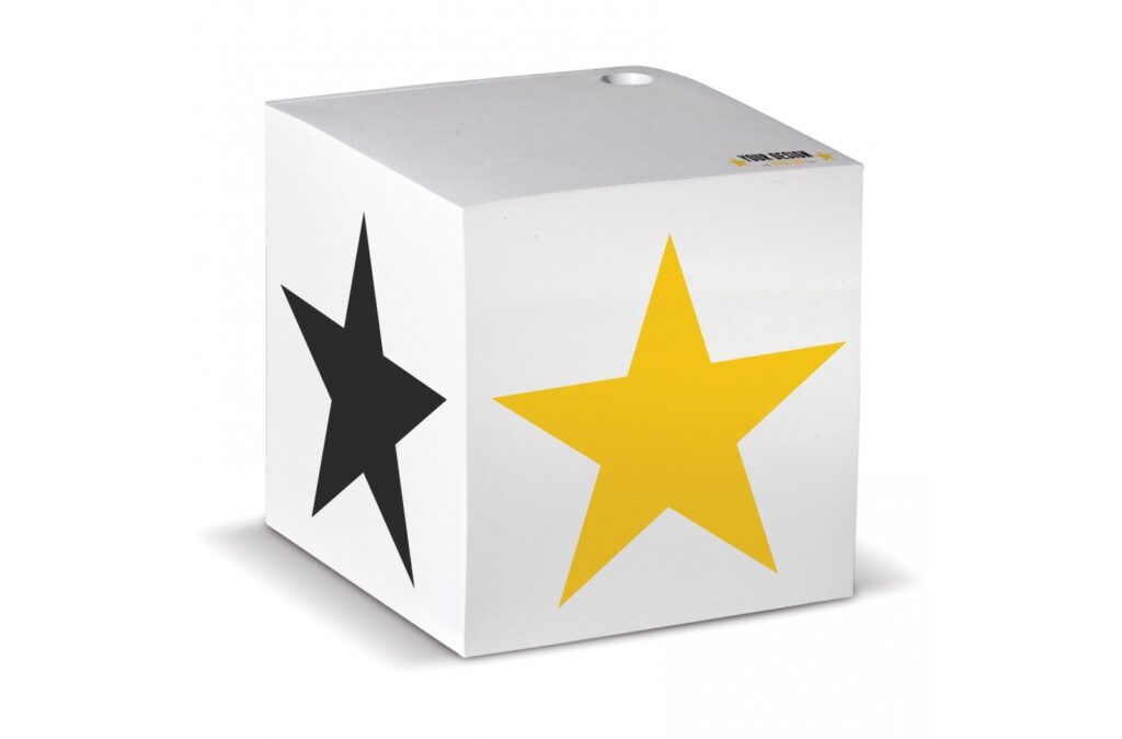Cube papier blanc avec trou 10x10x10cm