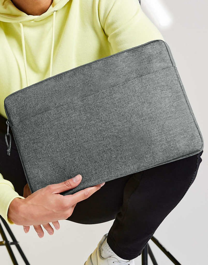 Essential 15″ Laptop Case