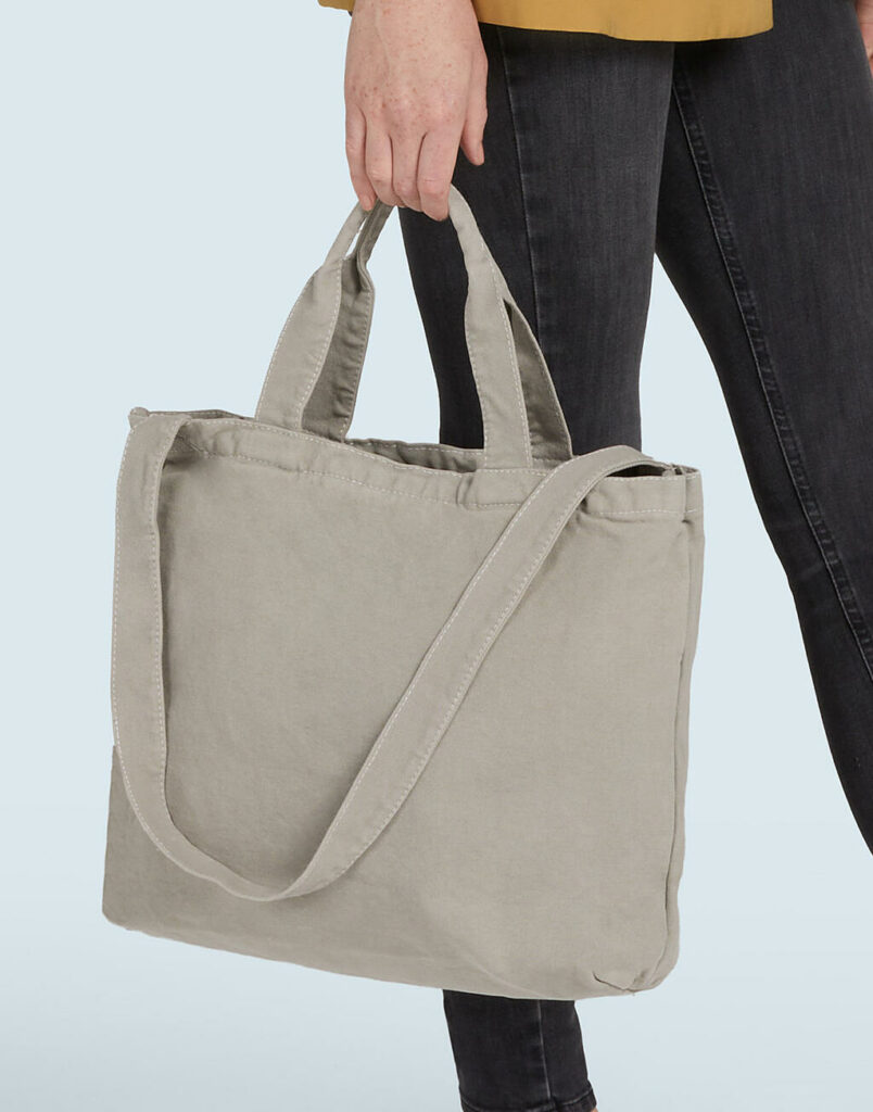 Zipped Canvas Shopper