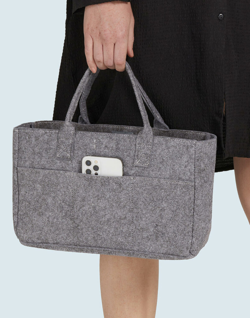 Pocket Felt Shopper