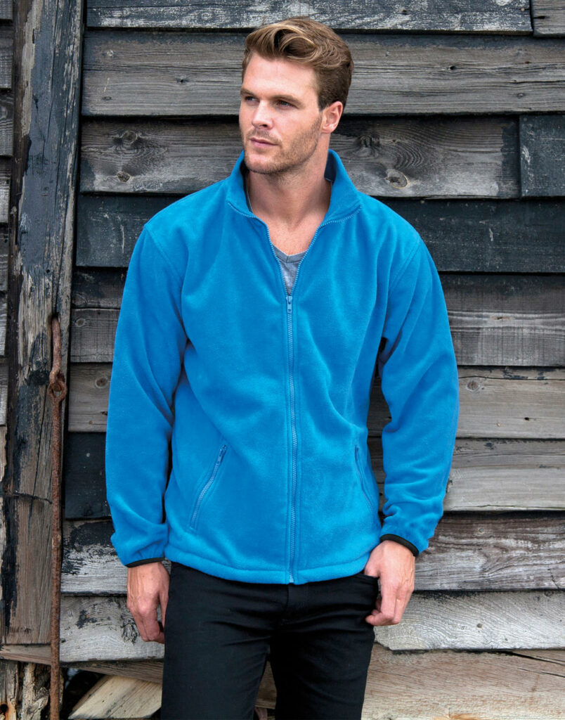 Fashion Fit Outdoor Fleece