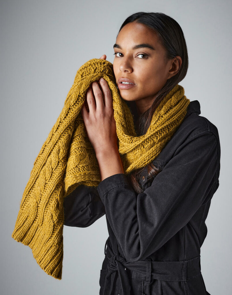 Cable Knit Melange Scarf