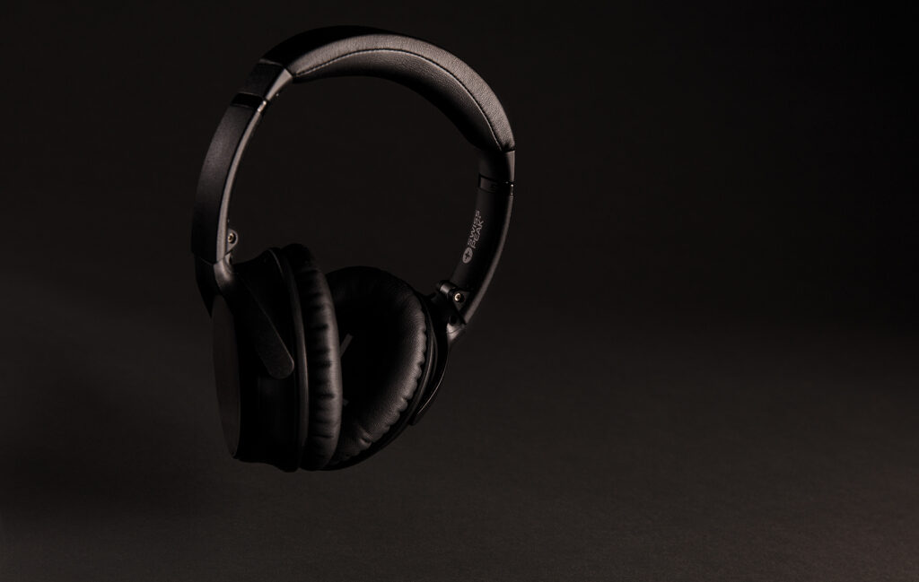 Swiss Peak ANC headphone