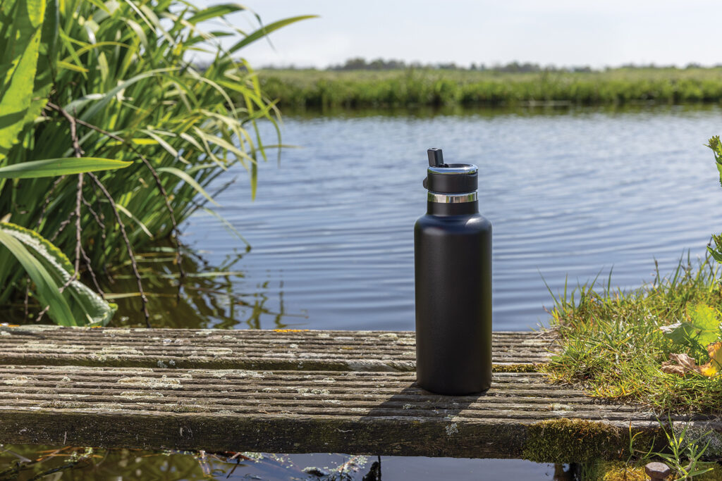 Hydro RCS gerecyclede roestvrijstalen vacuümfles met tuit