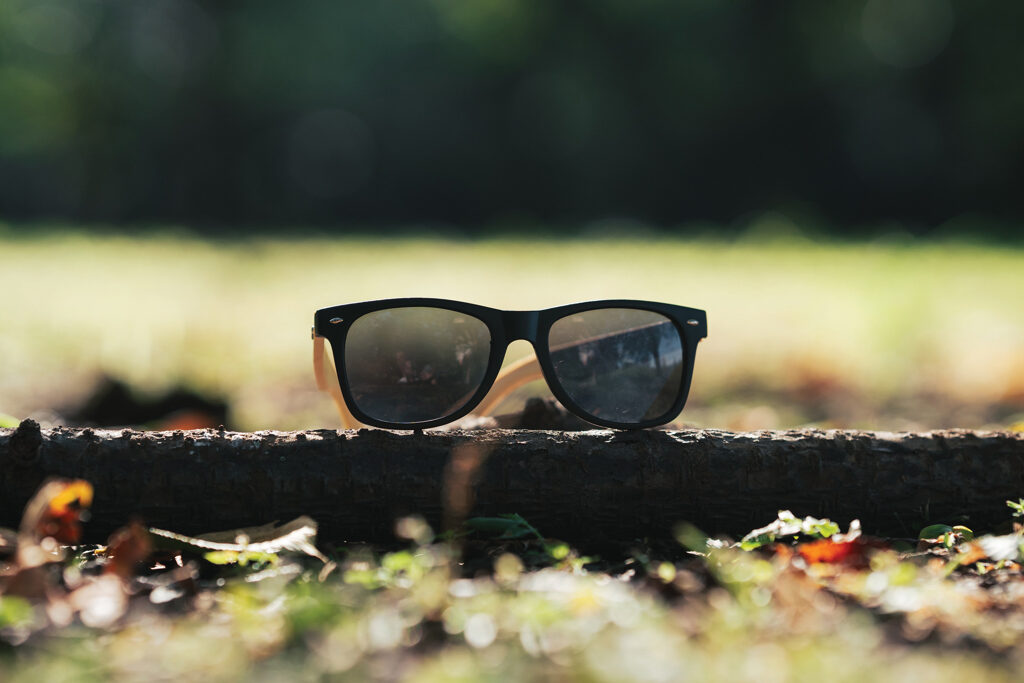 Lunettes de soleil en bambou et plastique recyclé RCS