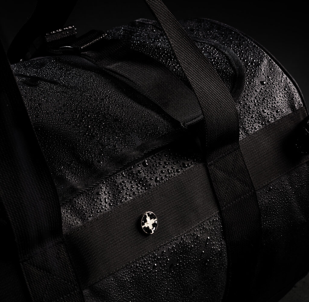 Swiss Peak RFID sports duffel & backpack