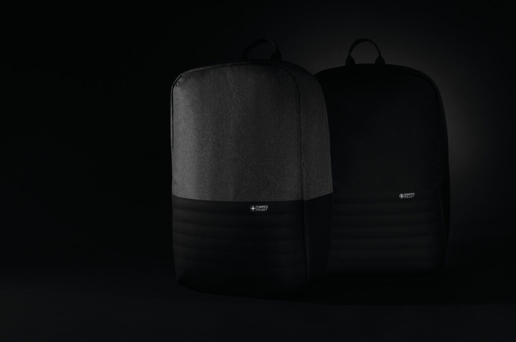 Swiss Peak AWARE™ RFID anti-theft 15” laptop backpack