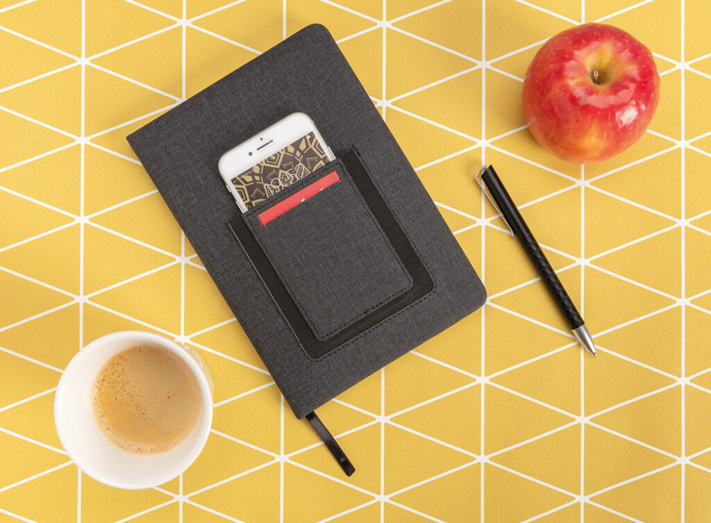 Carnet de notes A5 avec pochette téléphone