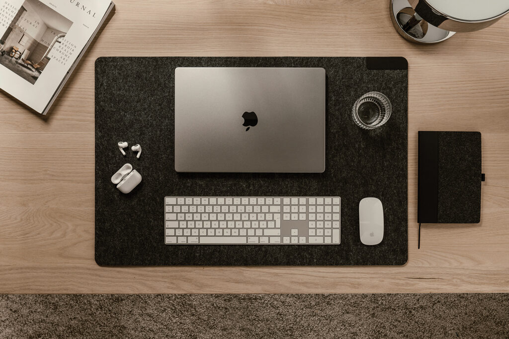 VINGA Albon GRS recycled felt desk pad