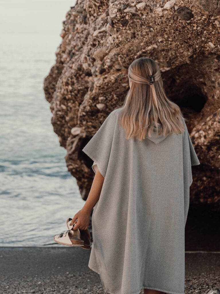 VINGA Poncho de plage ou hammam en éponge Tolo